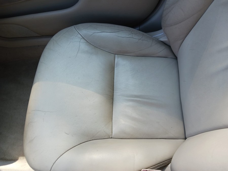 Used Lexus ES 300 4dr Sdn 2003 | Payless Auto Sale. South Hadley, Massachusetts Used Lexus ES 300 4dr Sdn 2003 | Payless Auto Sale. South Hadley, Massachusetts