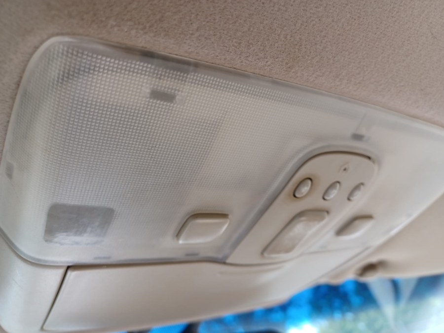 Used Lexus ES 300 4dr Sdn 2003 | Payless Auto Sale. South Hadley, Massachusetts Used Lexus ES 300 4dr Sdn 2003 | Payless Auto Sale. South Hadley, Massachusetts