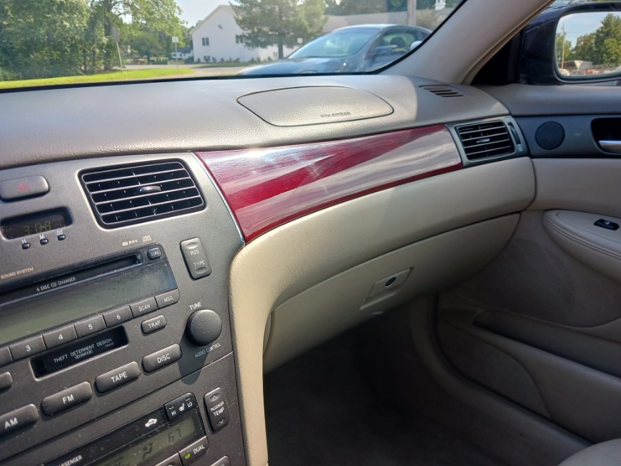Used Lexus ES 300 4dr Sdn 2003 | Payless Auto Sale. South Hadley, Massachusetts Used Lexus ES 300 4dr Sdn 2003 | Payless Auto Sale. South Hadley, Massachusetts