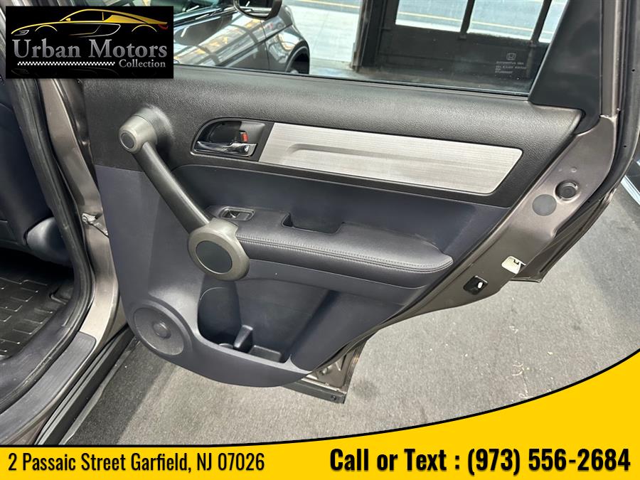 2010 Honda Cr-v EX-L, available for sale in Garfield, New Jersey | Urban Motors Collection. Garfield, New Jersey 2010 Honda Cr-v EX-L, available for sale in Garfield, New Jersey | Urban Motors Collection. Garfield, New Jersey