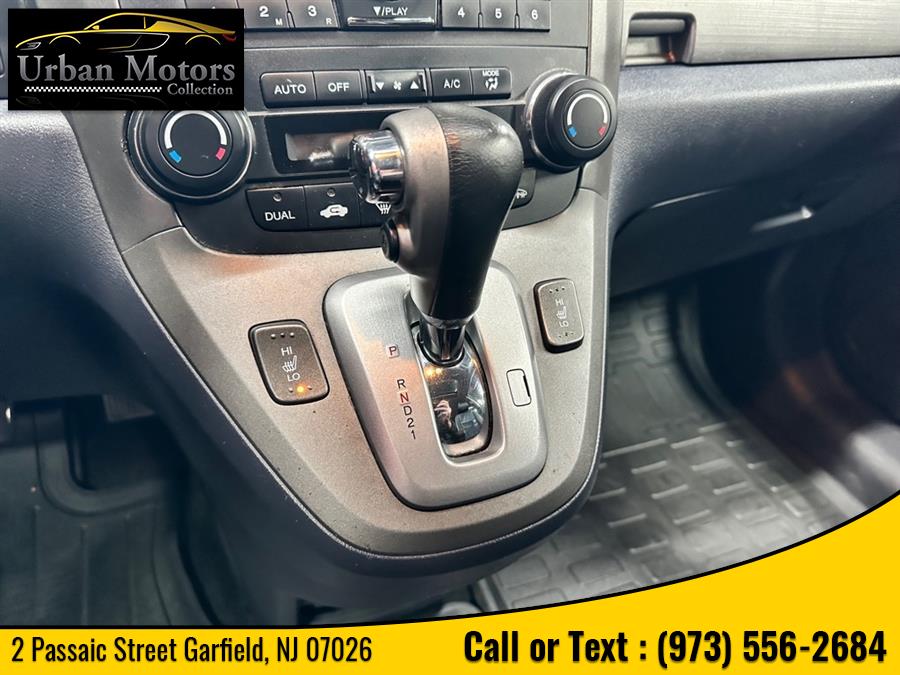 2010 Honda Cr-v EX-L, available for sale in Garfield, New Jersey | Urban Motors Collection. Garfield, New Jersey 2010 Honda Cr-v EX-L, available for sale in Garfield, New Jersey | Urban Motors Collection. Garfield, New Jersey