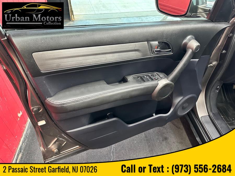 2010 Honda Cr-v EX-L, available for sale in Garfield, New Jersey | Urban Motors Collection. Garfield, New Jersey 2010 Honda Cr-v EX-L, available for sale in Garfield, New Jersey | Urban Motors Collection. Garfield, New Jersey