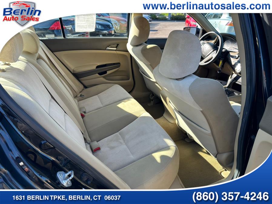 Used Honda Accord Sdn 4dr I4 Auto LX 2010 | Berlin Auto Sales LLC. Berlin, Connecticut Used Honda Accord Sdn 4dr I4 Auto LX 2010 | Berlin Auto Sales LLC. Berlin, Connecticut