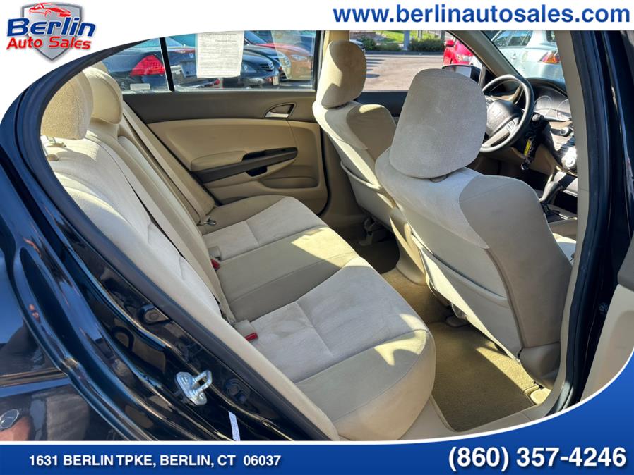 Used Honda Accord Sdn 4dr I4 Auto LX 2010 | Berlin Auto Sales LLC. Berlin, Connecticut Used Honda Accord Sdn 4dr I4 Auto LX 2010 | Berlin Auto Sales LLC. Berlin, Connecticut