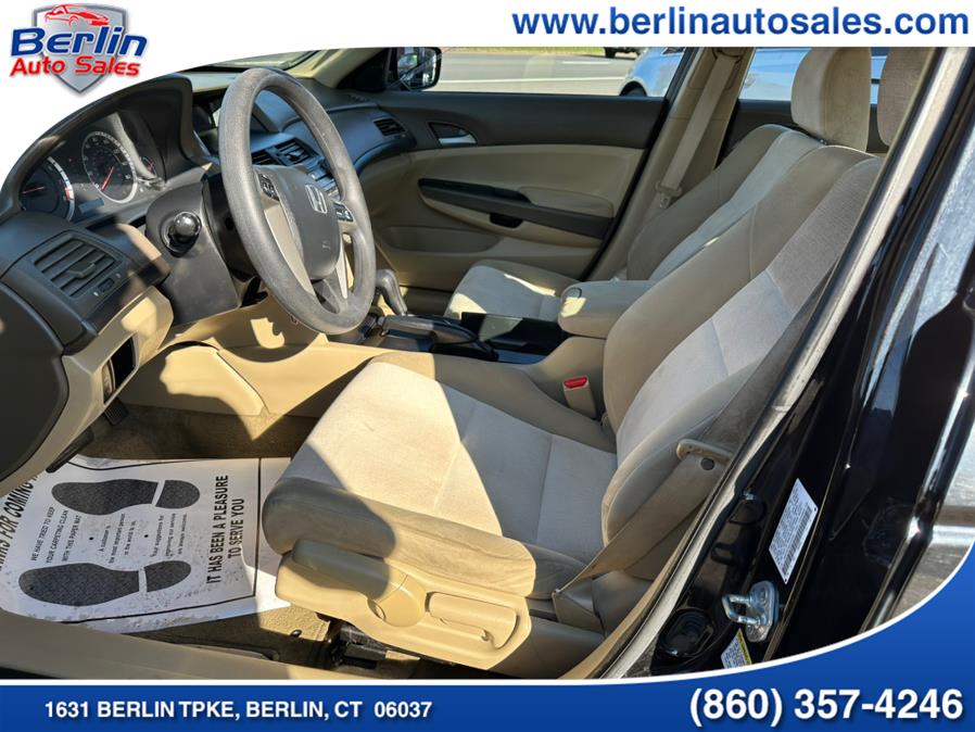 Used Honda Accord Sdn 4dr I4 Auto LX 2010 | Berlin Auto Sales LLC. Berlin, Connecticut Used Honda Accord Sdn 4dr I4 Auto LX 2010 | Berlin Auto Sales LLC. Berlin, Connecticut