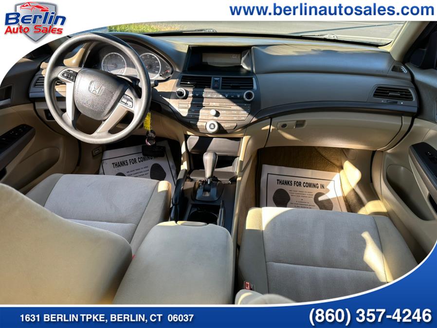 Used Honda Accord Sdn 4dr I4 Auto LX 2010 | Berlin Auto Sales LLC. Berlin, Connecticut Used Honda Accord Sdn 4dr I4 Auto LX 2010 | Berlin Auto Sales LLC. Berlin, Connecticut