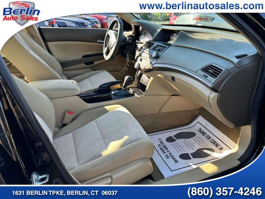 Used Honda Accord Sdn 4dr I4 Auto LX 2010 | Berlin Auto Sales LLC. Berlin, Connecticut Used Honda Accord Sdn 4dr I4 Auto LX 2010 | Berlin Auto Sales LLC. Berlin, Connecticut