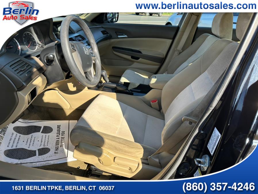 Used Honda Accord Sdn 4dr I4 Auto LX 2010 | Berlin Auto Sales LLC. Berlin, Connecticut Used Honda Accord Sdn 4dr I4 Auto LX 2010 | Berlin Auto Sales LLC. Berlin, Connecticut