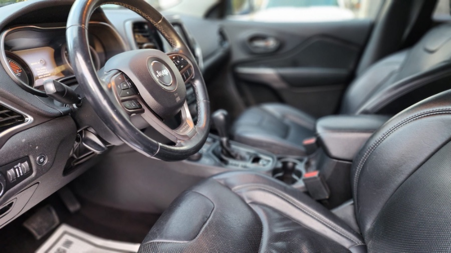 2019 Jeep Cherokee Limited 4x4, available for sale in Hamden, Connecticut | Adonai Auto Sales LLC. Hamden, Connecticut 2019 Jeep Cherokee Limited 4x4, available for sale in Hamden, Connecticut | Adonai Auto Sales LLC. Hamden, Connecticut