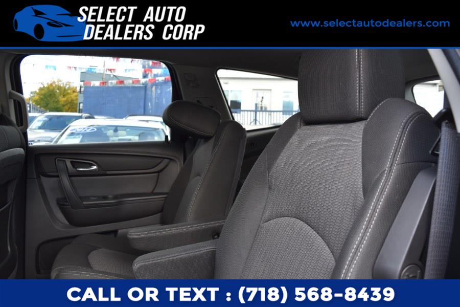 2013 Chevrolet Traverse AWD 4dr LT w/1LT, available for sale in Brooklyn, New York | Select Auto Dealers Corp. Brooklyn, New York 2013 Chevrolet Traverse AWD 4dr LT w/1LT, available for sale in Brooklyn, New York | Select Auto Dealers Corp. Brooklyn, New York