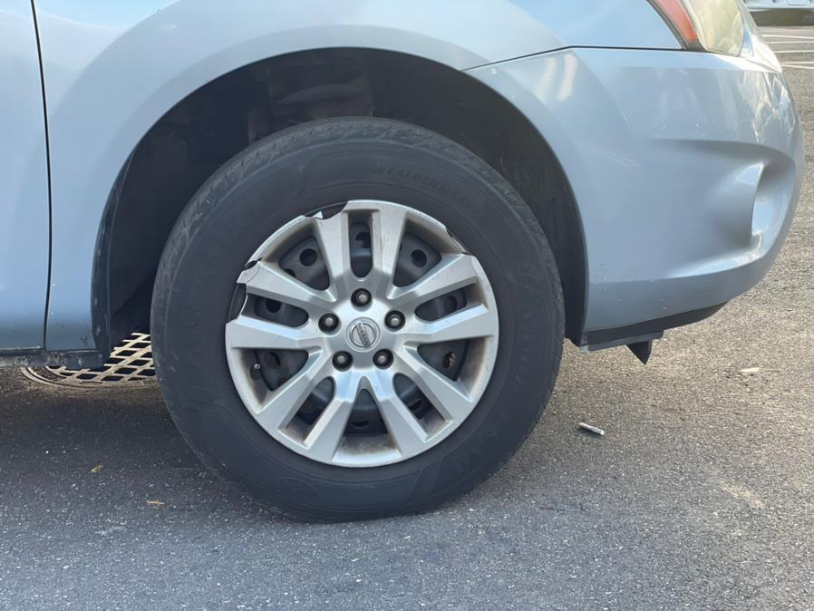 2013 Nissan Rogue S. CLEAN CARFAX!, available for sale in Elmont, New York | Sunrise of Elmont. Elmont, New York 2013 Nissan Rogue S. CLEAN CARFAX!, available for sale in Elmont, New York | Sunrise of Elmont. Elmont, New York