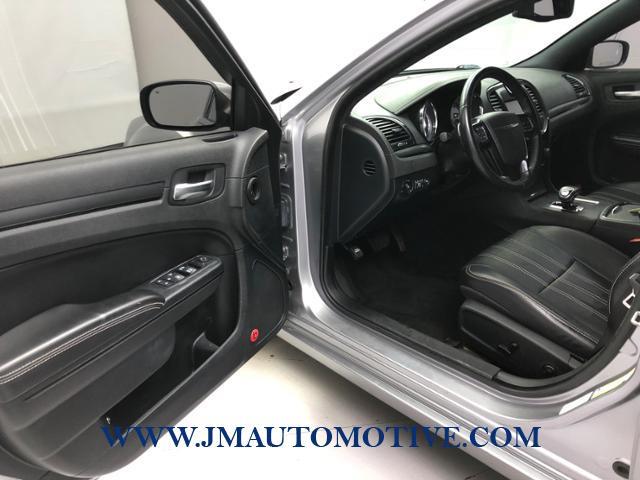 2014 Chrysler 300 4dr Sdn 300S AWD, available for sale in Naugatuck, Connecticut | J&M Automotive Sls&Svc LLC. Naugatuck, Connecticut 2014 Chrysler 300 4dr Sdn 300S AWD, available for sale in Naugatuck, Connecticut | J&M Automotive Sls&Svc LLC. Naugatuck, Connecticut