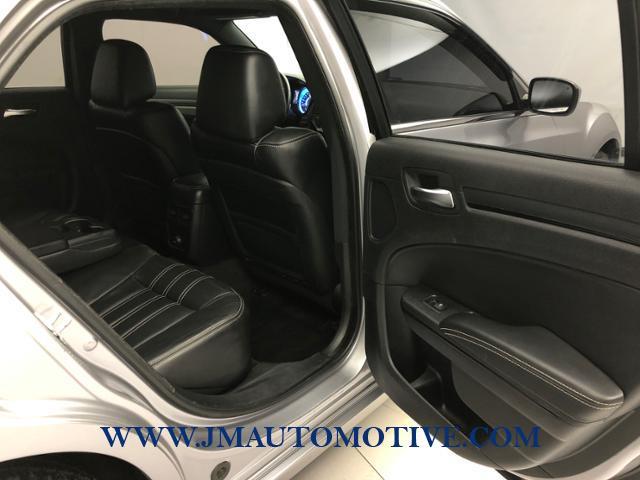 2014 Chrysler 300 4dr Sdn 300S AWD, available for sale in Naugatuck, Connecticut | J&M Automotive Sls&Svc LLC. Naugatuck, Connecticut 2014 Chrysler 300 4dr Sdn 300S AWD, available for sale in Naugatuck, Connecticut | J&M Automotive Sls&Svc LLC. Naugatuck, Connecticut