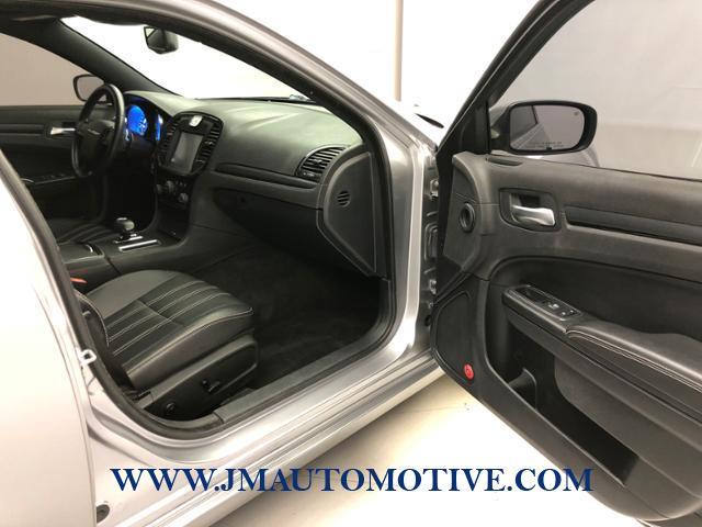 2014 Chrysler 300 4dr Sdn 300S AWD, available for sale in Naugatuck, Connecticut | J&M Automotive Sls&Svc LLC. Naugatuck, Connecticut 2014 Chrysler 300 4dr Sdn 300S AWD, available for sale in Naugatuck, Connecticut | J&M Automotive Sls&Svc LLC. Naugatuck, Connecticut