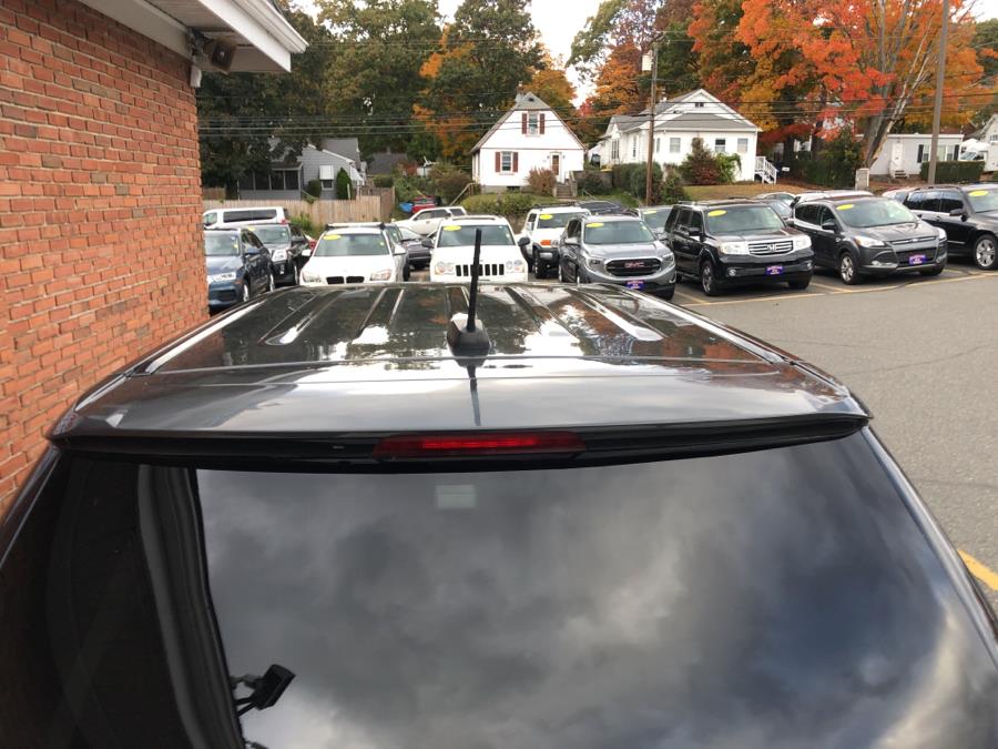 2017 GMC Terrain AWD 4dr SLE, available for sale in Waterbury, Connecticut | National Auto Brokers, Inc.. Waterbury, Connecticut 2017 GMC Terrain AWD 4dr SLE, available for sale in Waterbury, Connecticut | National Auto Brokers, Inc.. Waterbury, Connecticut