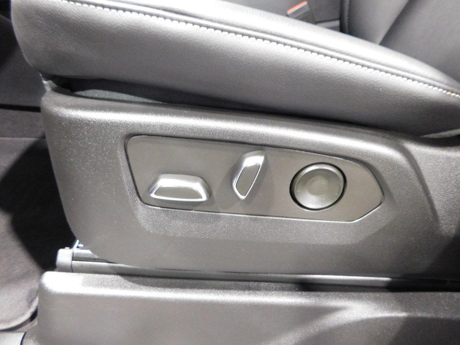 2023 Cadillac Escalade 4WD 4dr Luxury, available for sale in Lodi, New Jersey | Soliman Motors. Lodi, New Jersey 2023 Cadillac Escalade 4WD 4dr Luxury, available for sale in Lodi, New Jersey | Soliman Motors. Lodi, New Jersey