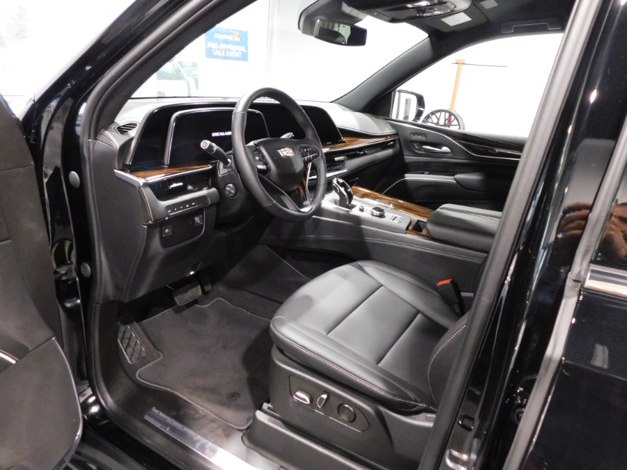2023 Cadillac Escalade 4WD 4dr Luxury, available for sale in Lodi, New Jersey | Soliman Motors. Lodi, New Jersey 2023 Cadillac Escalade 4WD 4dr Luxury, available for sale in Lodi, New Jersey | Soliman Motors. Lodi, New Jersey