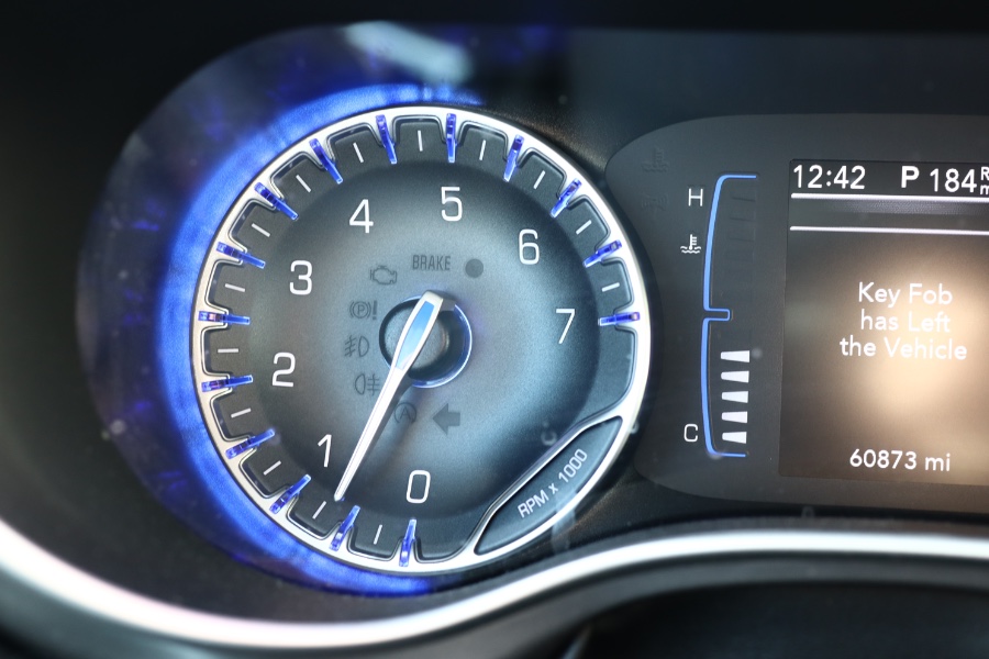 2020 Chrysler Pacifica Touring L FWD, available for sale in Jamaica, New York | Hillside Auto Mall Inc.. Jamaica, New York 2020 Chrysler Pacifica Touring L FWD, available for sale in Jamaica, New York | Hillside Auto Mall Inc.. Jamaica, New York