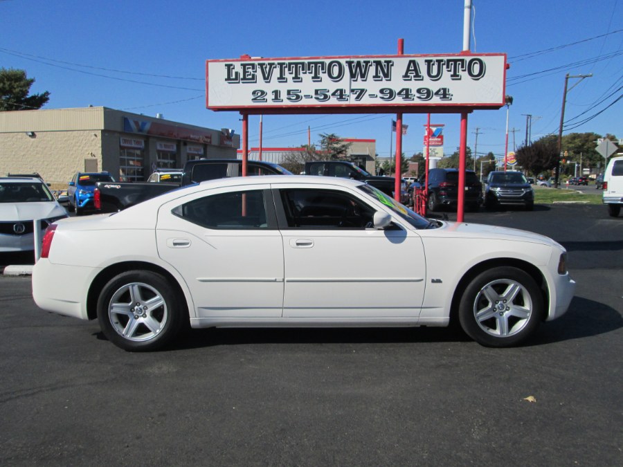 2010 Dodge Charger 4dr Sdn SXT RWD, available for sale in Levittown, Pennsylvania | Levittown Auto. Levittown, Pennsylvania 2010 Dodge Charger 4dr Sdn SXT RWD, available for sale in Levittown, Pennsylvania | Levittown Auto. Levittown, Pennsylvania