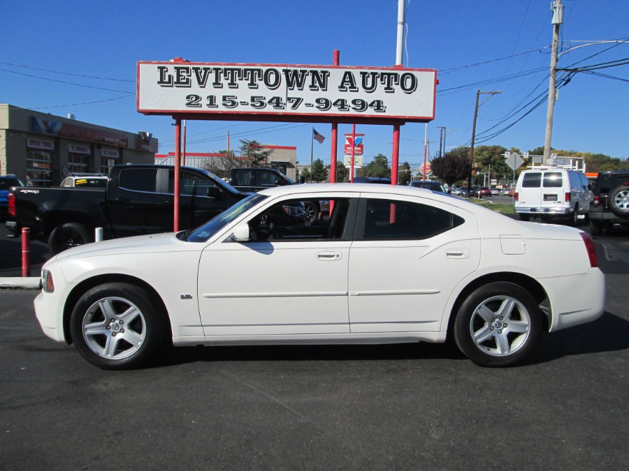 2010 Dodge Charger 4dr Sdn SXT RWD, available for sale in Levittown, Pennsylvania | Levittown Auto. Levittown, Pennsylvania 2010 Dodge Charger 4dr Sdn SXT RWD, available for sale in Levittown, Pennsylvania | Levittown Auto. Levittown, Pennsylvania