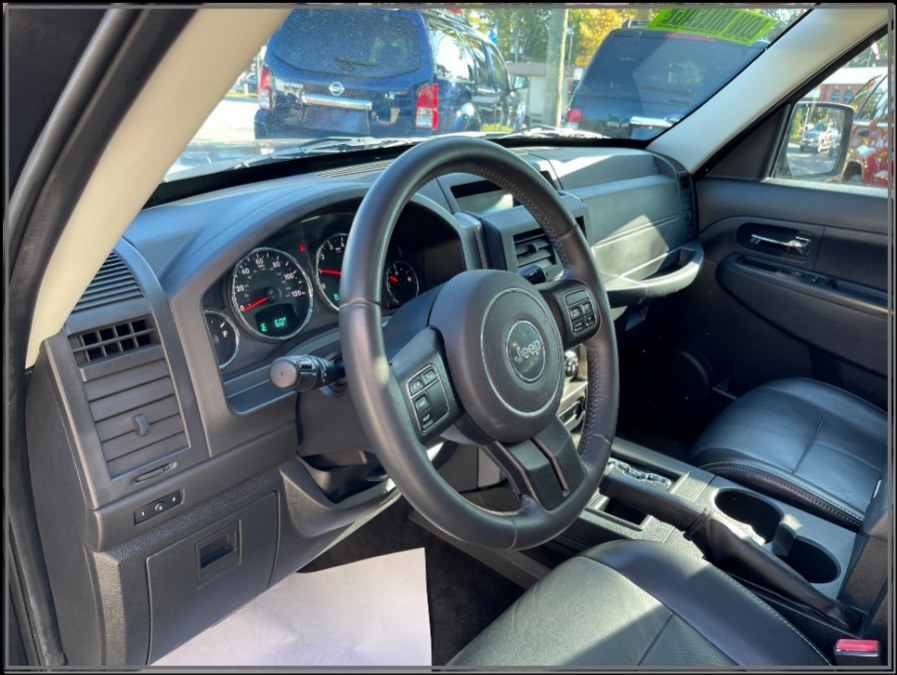 2012 Jeep Liberty 4WD 4dr Sport Latitude, available for sale in Huntington Station, New York | My Auto Inc.. Huntington Station, New York 2012 Jeep Liberty 4WD 4dr Sport Latitude, available for sale in Huntington Station, New York | My Auto Inc.. Huntington Station, New York