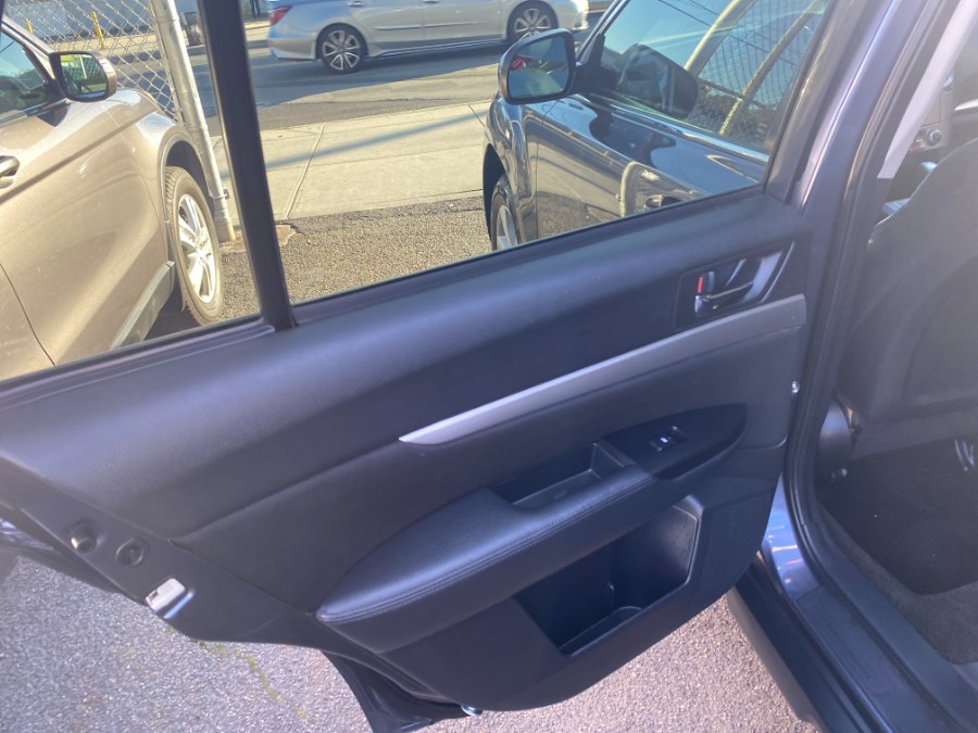 2014 Subaru Outback 4dr Wgn H4 Auto 2.5i Premium, available for sale in Middle Village, New York | Middle Village Motors . Middle Village, New York 2014 Subaru Outback 4dr Wgn H4 Auto 2.5i Premium, available for sale in Middle Village, New York | Middle Village Motors . Middle Village, New York