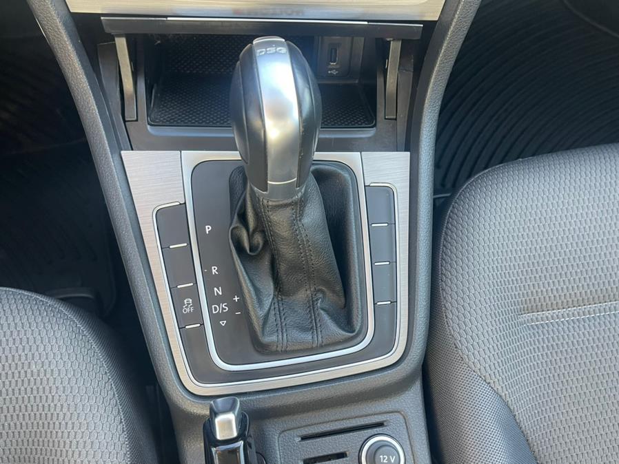 2017 Volkswagen Golf SportWagen 1.8T S Auto 4MOTION, available for sale in South Windsor, Connecticut | Mike And Tony Auto Sales, Inc. South Windsor, Connecticut 2017 Volkswagen Golf SportWagen 1.8T S Auto 4MOTION, available for sale in South Windsor, Connecticut | Mike And Tony Auto Sales, Inc. South Windsor, Connecticut