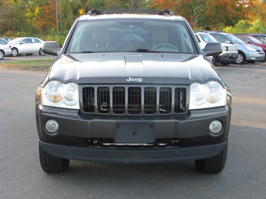 Used Jeep Grand Cherokee 4dr Laredo 4WD 2005 | United Auto Sales of E Windsor, Inc. East Windsor, Connecticut Used Jeep Grand Cherokee 4dr Laredo 4WD 2005 | United Auto Sales of E Windsor, Inc. East Windsor, Connecticut