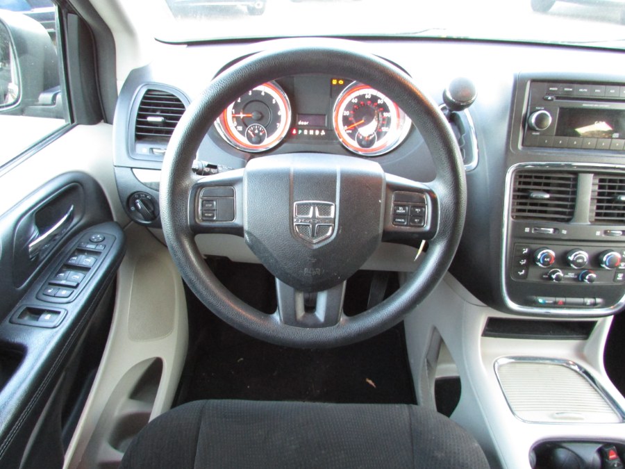 2013 Dodge Grand Caravan 4dr Wgn SXT, available for sale in East Windsor, Connecticut | United Auto Sales of E Windsor, Inc. East Windsor, Connecticut 2013 Dodge Grand Caravan 4dr Wgn SXT, available for sale in East Windsor, Connecticut | United Auto Sales of E Windsor, Inc. East Windsor, Connecticut