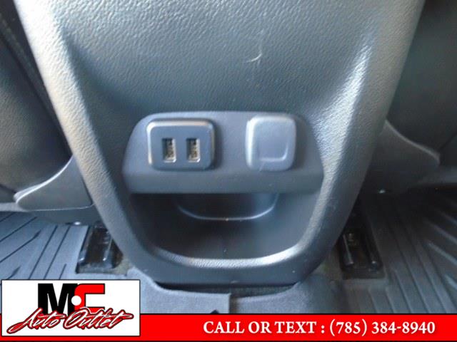 2017 Chevrolet Colorado 4WD Crew Cab 128.3" Z71, available for sale in Colby, Kansas | M C Auto Outlet Inc. Colby, Kansas 2017 Chevrolet Colorado 4WD Crew Cab 128.3" Z71, available for sale in Colby, Kansas | M C Auto Outlet Inc. Colby, Kansas