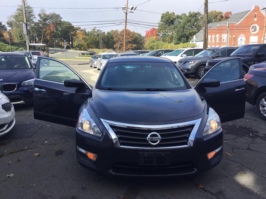 2015 Nissan Altima Sv 4 doors, available for sale in Manchester, Connecticut | Liberty Motors. Manchester, Connecticut