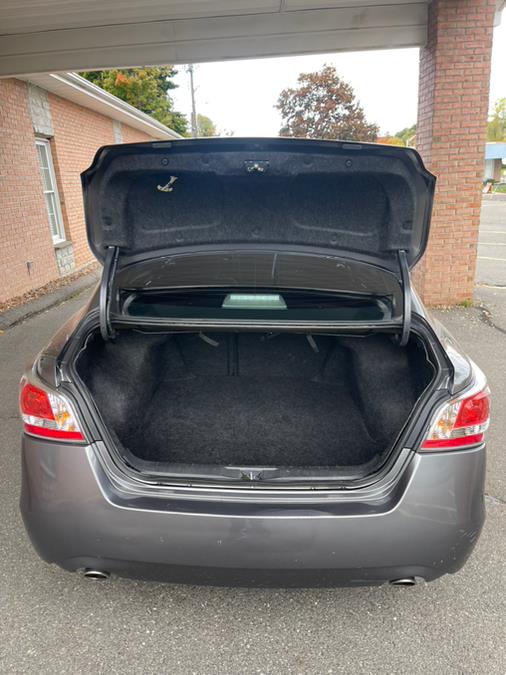 Used Nissan Altima 4dr Sdn I4 2.5 SL 2014 | Supreme Automotive. New Britain, Connecticut Used Nissan Altima 4dr Sdn I4 2.5 SL 2014 | Supreme Automotive. New Britain, Connecticut