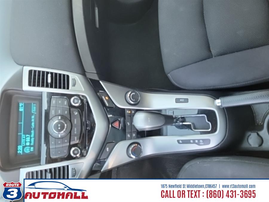 2015 Chevrolet Cruze 4dr Sdn Auto 1LT, available for sale in Middletown, Connecticut | RT 3 AUTO MALL LLC. Middletown, Connecticut 2015 Chevrolet Cruze 4dr Sdn Auto 1LT, available for sale in Middletown, Connecticut | RT 3 AUTO MALL LLC. Middletown, Connecticut
