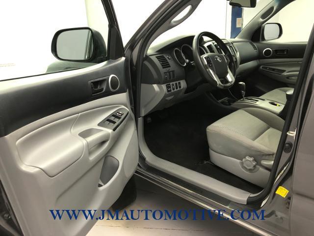 2015 Toyota Tacoma 4WD Double Cab V6 AT, available for sale in Naugatuck, Connecticut | J&M Automotive Sls&Svc LLC. Naugatuck, Connecticut 2015 Toyota Tacoma 4WD Double Cab V6 AT, available for sale in Naugatuck, Connecticut | J&M Automotive Sls&Svc LLC. Naugatuck, Connecticut