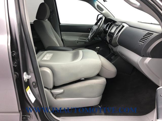 2015 Toyota Tacoma 4WD Double Cab V6 AT, available for sale in Naugatuck, Connecticut | J&M Automotive Sls&Svc LLC. Naugatuck, Connecticut 2015 Toyota Tacoma 4WD Double Cab V6 AT, available for sale in Naugatuck, Connecticut | J&M Automotive Sls&Svc LLC. Naugatuck, Connecticut