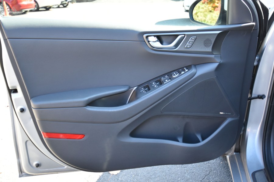 Used Hyundai Ioniq Electric Limited Hatchback 2020 | Highline Car Connection. Waterbury, Connecticut Used Hyundai Ioniq Electric Limited Hatchback 2020 | Highline Car Connection. Waterbury, Connecticut