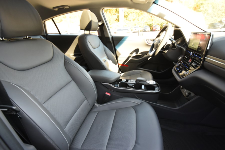 Used Hyundai Ioniq Electric Limited Hatchback 2020 | Highline Car Connection. Waterbury, Connecticut Used Hyundai Ioniq Electric Limited Hatchback 2020 | Highline Car Connection. Waterbury, Connecticut