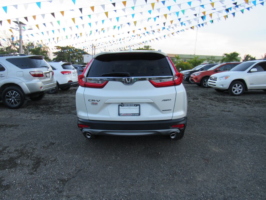 Used Honda CR-V Touring AWD 2017 | Hilario Auto Import. San Francisco de Macoris Rd, Dominican Republic Used Honda CR-V Touring AWD 2017 | Hilario Auto Import. San Francisco de Macoris Rd, Dominican Republic