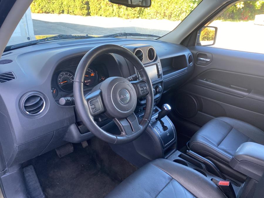 Used Jeep Patriot 4WD 4dr Latitude 2015 | Dealertown Auto Wholesalers. Milford, Connecticut Used Jeep Patriot 4WD 4dr Latitude 2015 | Dealertown Auto Wholesalers. Milford, Connecticut