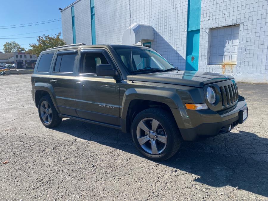 Used Jeep Patriot 4WD 4dr Latitude 2015 | Dealertown Auto Wholesalers. Milford, Connecticut Used Jeep Patriot 4WD 4dr Latitude 2015 | Dealertown Auto Wholesalers. Milford, Connecticut