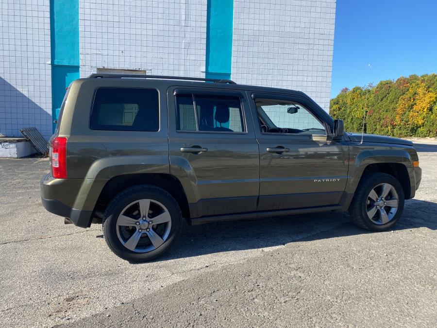 Used Jeep Patriot 4WD 4dr Latitude 2015 | Dealertown Auto Wholesalers. Milford, Connecticut Used Jeep Patriot 4WD 4dr Latitude 2015 | Dealertown Auto Wholesalers. Milford, Connecticut