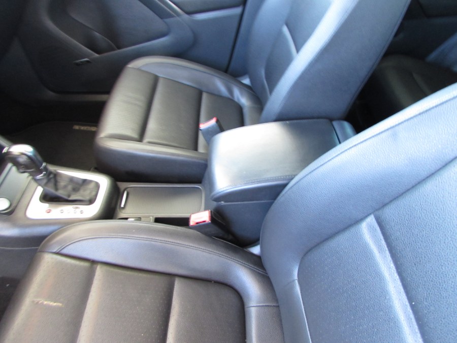 2014 Volkswagen Tiguan 2WD 4dr Auto R-Line, available for sale in Orlando, Florida | VIP Auto Enterprise, Inc. Orlando, Florida 2014 Volkswagen Tiguan 2WD 4dr Auto R-Line, available for sale in Orlando, Florida | VIP Auto Enterprise, Inc. Orlando, Florida