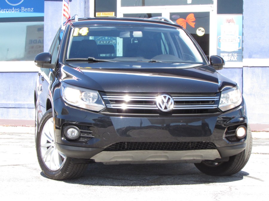 2014 Volkswagen Tiguan 2WD 4dr Auto R-Line, available for sale in Orlando, Florida | VIP Auto Enterprise, Inc. Orlando, Florida 2014 Volkswagen Tiguan 2WD 4dr Auto R-Line, available for sale in Orlando, Florida | VIP Auto Enterprise, Inc. Orlando, Florida