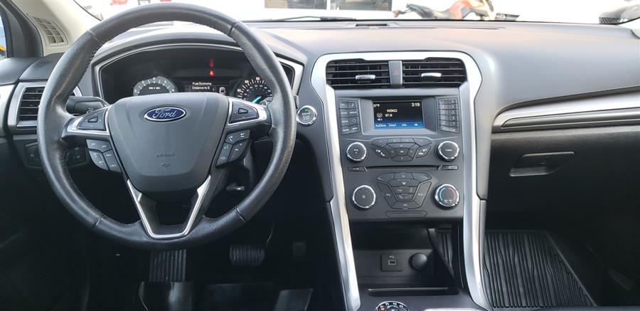 2017 Ford Fusion SE FWD, available for sale in Little Ferry, New Jersey | Victoria Preowned Autos Inc. Little Ferry, New Jersey 2017 Ford Fusion SE FWD, available for sale in Little Ferry, New Jersey | Victoria Preowned Autos Inc. Little Ferry, New Jersey