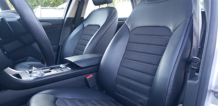 2017 Ford Fusion SE FWD, available for sale in Little Ferry, New Jersey | Victoria Preowned Autos Inc. Little Ferry, New Jersey 2017 Ford Fusion SE FWD, available for sale in Little Ferry, New Jersey | Victoria Preowned Autos Inc. Little Ferry, New Jersey