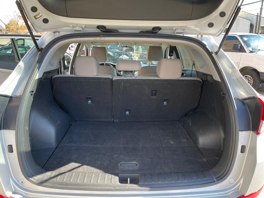 2016 Hyundai Tucson AWD 4dr SE, available for sale in Danbury, Connecticut | Safe Used Auto Sales LLC. Danbury, Connecticut 2016 Hyundai Tucson AWD 4dr SE, available for sale in Danbury, Connecticut | Safe Used Auto Sales LLC. Danbury, Connecticut