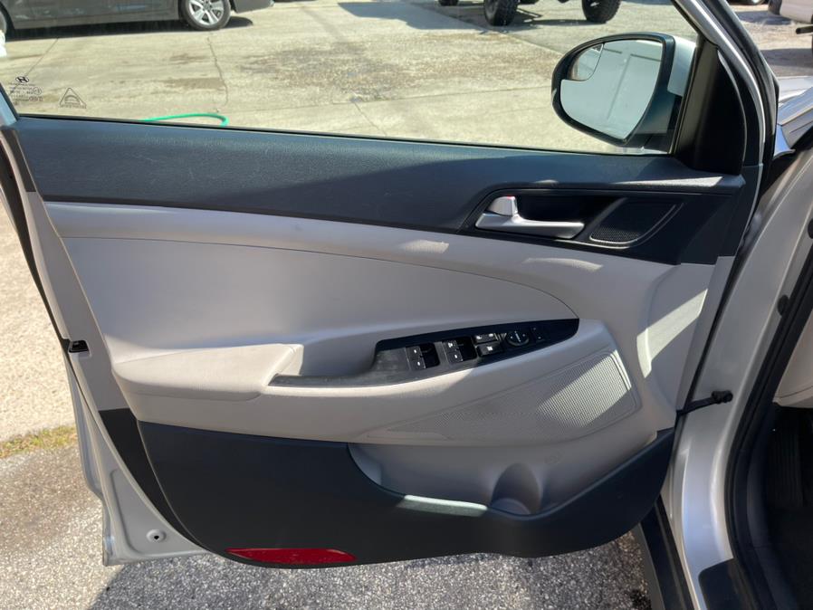 2016 Hyundai Tucson AWD 4dr SE, available for sale in Danbury, Connecticut | Safe Used Auto Sales LLC. Danbury, Connecticut 2016 Hyundai Tucson AWD 4dr SE, available for sale in Danbury, Connecticut | Safe Used Auto Sales LLC. Danbury, Connecticut