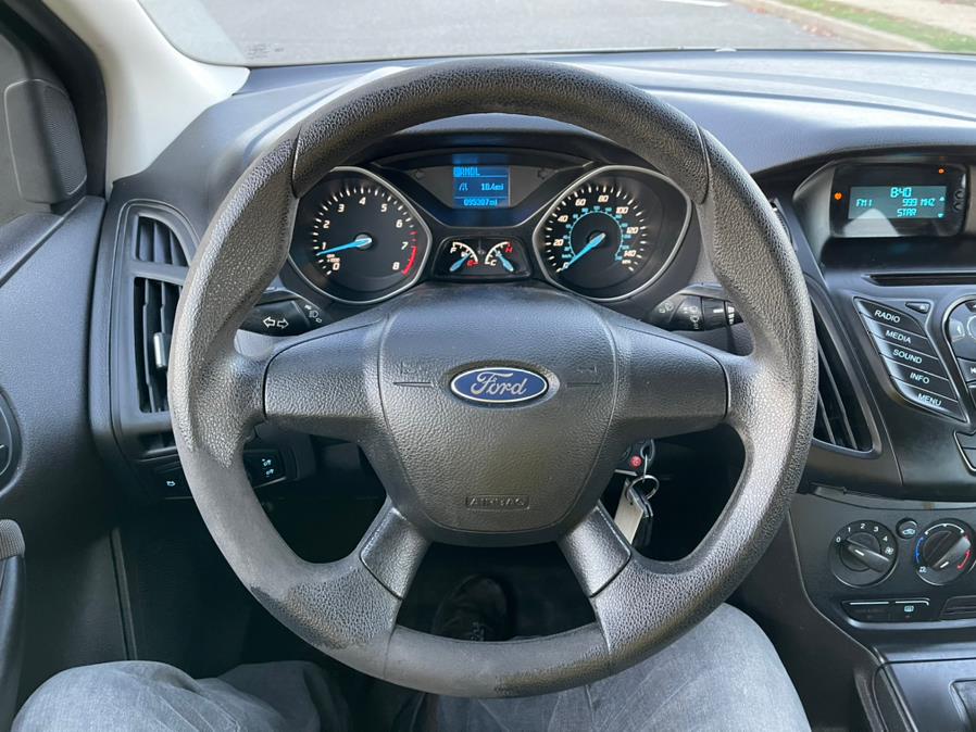 2014 Ford Focus 4dr Sdn S, available for sale in Copiague, New York | Great Deal Motors. Copiague, New York 2014 Ford Focus 4dr Sdn S, available for sale in Copiague, New York | Great Deal Motors. Copiague, New York
