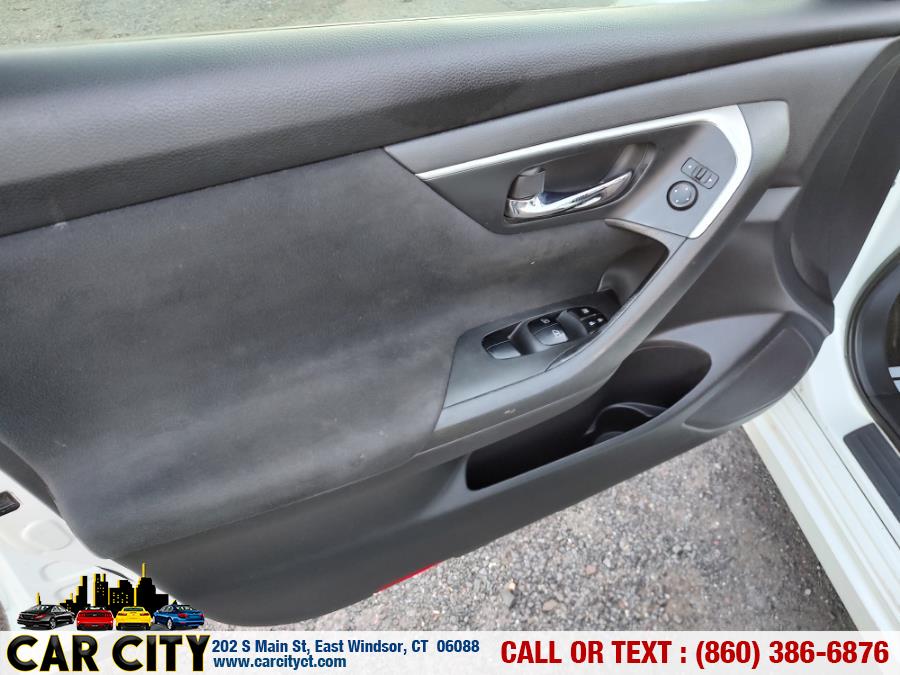 Used Nissan Altima 4dr Sdn I4 2.5 S 2015 | Car City LLC. East Windsor, Connecticut Used Nissan Altima 4dr Sdn I4 2.5 S 2015 | Car City LLC. East Windsor, Connecticut