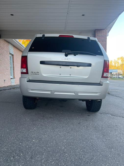 Used Jeep Grand Cherokee 4WD 4dr Laredo 2007 | Supreme Automotive. New Britain, Connecticut Used Jeep Grand Cherokee 4WD 4dr Laredo 2007 | Supreme Automotive. New Britain, Connecticut